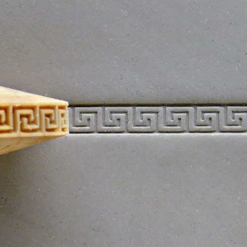 MKM Finger Roller Greek Key Square FR011