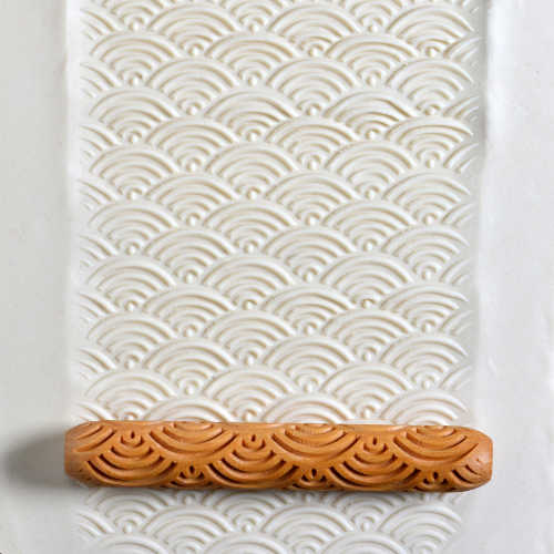 MKM Hand Roller Scallop Art Deco HR003