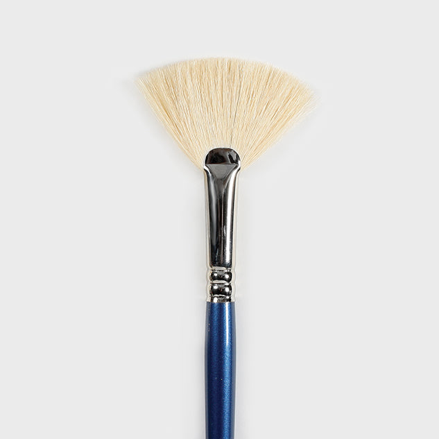 CB618 #8 Soft Fan Brush